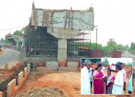 உயர்மட்ட மேம்பாலம் அமைக்கும் பணிகளை ஆய்வு செய்த தலைமை பொறியாளர்