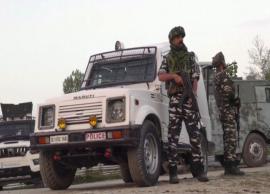 ஊடுருவ முயன்ற பயங்கரவாதிகள் 4 பேர் சுட்டுக் கொலை