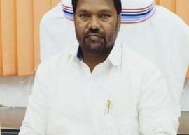11ம் வகுப்பு படிக்க விண்ணப்பித்த அமைச்சர்; அரசியலில் இதெல்லாம் சகஜமப்பா!!!
