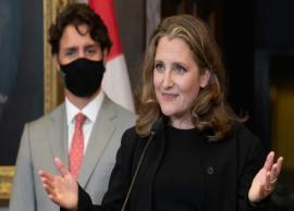 தடுப்பூசி ஒப்பந்தங்களில் 1 பில்லியன் டொலருக்கும் மேல் முதலீடு