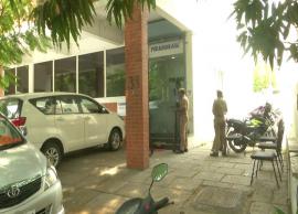 நிலம் வாங்கியதில் வரி ஏய்ப்பு செய்ததாக புகார்... புராவங்ரா கட்டுமான நிறுவனத்தில் சோதனை