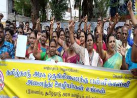 ஐந்து அம்ச கோரிக்கைகளை வலியுறுத்தி ஒருங்கிணைந்த பள்ளி கல்வி அனைத்து ஊழியர் சங்கத்தினர் ஆர்ப்பாட்டம்