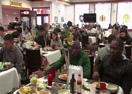 தென்கொரியாவில் தேங்ஸ் கிவிங் டேவை கொண்டாடிய அமெரிக்க வீரர்கள்