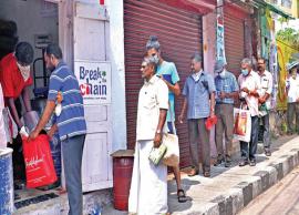 நியாய விலைக்கடைகளில் ஆகஸ்ட் மாத பொருட்கள் பெற டோக்கன் வழங்கல்