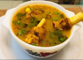 உடலுக்கு தேவையான ஆற்றலை வழங்கும் மூலிகைகள் நிறைந்த ஆட்டுக்கால் சூப்