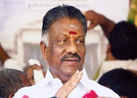 தொண்டர்கள் ஒருங்கிணைந்து செயல்பட்டால் அதிமுகவை அசைக்க முடியாது
