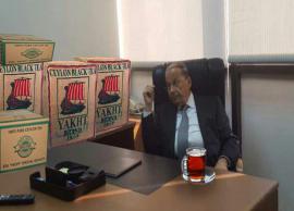 இலங்கை அன்பளிப்பாக அளித்த தேயிலை ஏற்படுத்தியுள்ள சர்ச்சை