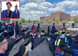 பட்டதாரி மாணவர்களுக்கு பரிசு வழங்கிய அமெரிக்க கோடீஸ்வரர்