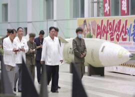 ஏவுகணை ஆலை மற்றும் புயல் பாதிப்பு பகுதிகளை பார்வையிட்ட வடகொரியா அதிபர்