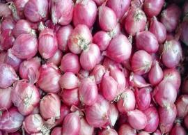 தலைமுடியின் வளர்ச்சியை அதிகரிக்க உதவும் சின்ன வெங்காயம்