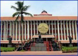 கேரளா மாநிலத்தில் ஒரே நாளில் ஓய்வுபெறும் பத்தாயிரம் பேர்