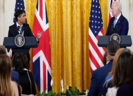 அமெரிக்க அதிபர் ஜோபைடனை நேரில் சந்தித்து பேச்சு வார்த்தை நடத்திய இங்கிலாந்து பிரதமர் ரிஷி சுனக்