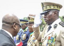 காபோனின் இடைக்கால அதிபராக ஜெனரல் பிரைஸ் நிகுமா பதவியேற்றார்