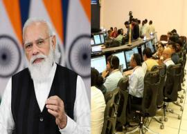 இஸ்ரோ தலைமையத்தில் விஞ்ஞானிகளை சந்தித்து பாராட்டு தெரிவித்த பிரதமர் மோடி