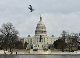 அமெரிக்காவில் கொரோனா நிவாரணத்துக்காக ரூ.66 லட்சம் கோடி ஒதுக்கீடு செய்ய நாடாளுமன்றம் ஒப்புதல்