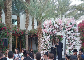 துபாயில் முதல் முறையாக யூத முறைப்படி அமெரிக்க தம்பதிக்கு திருமணம்