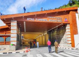 உலகிலேயே மிக நீளமான அடல் சுரங்கப்பாதையை பிரதமர் மோடி இன்று திறந்து வைத்தார்!