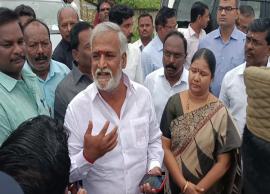 ஆக்கிரமிப்புகளை அகற்ற வந்த அமைச்சர்களை முற்றுகையிட்டு மக்கள் போராட்டம்