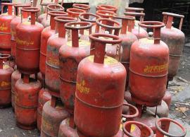 கியாஸ் சிலிண்டர் விலை மீண்டும் உயர்வு... அதிர்ச்சிக்குள்ளாகிய பொதுமக்கள்!