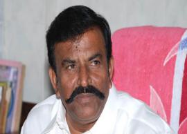 'அ.தி.மு.க.வை நிராகரிப்போம்' குற்றப்பத்திரிகை சிற்றேடு வெளியீடு