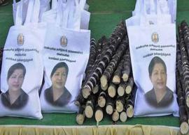 தமிழகத்தில் 2 கோடியே 5 லட்சம் பேருக்கு பொங்கல் தொகுப்பு