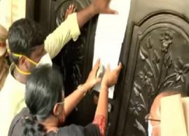 இரு தரப்பு மோதலால் அதிமுக தலைமை அலுவலகத்துக்கு சீல்..