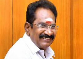 குடும்ப அட்டைக்கு ரூ.2 ஆயிரம் வழங்குவதாக வெளியான தகவல் தவறானது; அமைச்சர் செல்லூர் ராஜூ