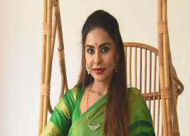 போதைப்பொருள் பயன்படுத்தும் டாப் ஹீரோக்கள் பெயர்களை சொல்ல தயார்; நடிகை ஸ்ரீரெட்டி அதிரடி