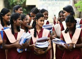 விழுப்புரத்தில் பிளஸ்-2 மாணவர்களுக்கு விலையில்லா பாடப்புத்தகங்கள் விநியோகம்