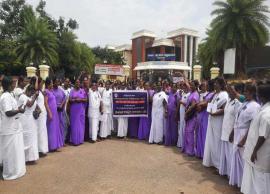 கோரிக்கைகளை வலியுறுத்தி சுகாதார செவிலியர்கள் ஆர்ப்பாட்டம்