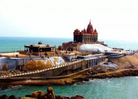 கன்னியாகுமரி விவேகானந்தர் மண்டபத்துக்கு படகு போக்குவரத்துக்கு மீண்டும் துவக்கம்; சுற்றுலா பயணிகள் மகிழ்ச்சி