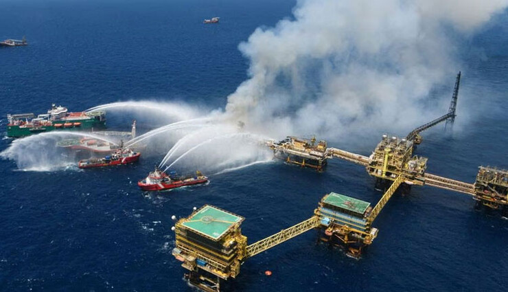 oil production,severe damage,fire,works ,எண்ணெய் உற்பத்தி, கடுமையான பாதிப்பு, தீ விபத்து, பணிகள்