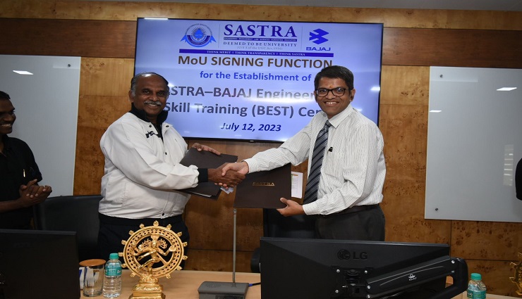 சாஸ்த்ரா பல்கலைக்கழகம்- பஜாஜ் நிறுவனம் புரிந்துணர்வு ஒப்பந்தம்: 5 ஆண்டுகளில் 25,000 பட்டதாரிகளுக்கு பயிற்சி