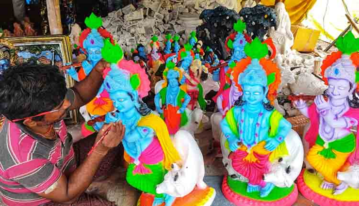 lots of krishna idols for sale,chennai,busy ,அதிகளவு, கிருஷ்ண சிலைகள், விற்பனை, சென்னை, மும்முரம்