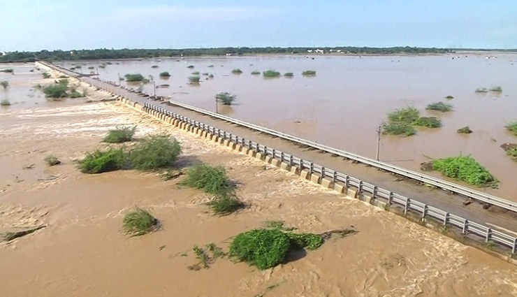 damage,flood water,the bridge, ,பாலம் சேதாரம், பாலாறு, வெள்ளப்பெருக்கு