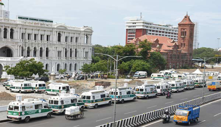 ambulance,on demand,outposts,medical equipment ,ஆம்புலன்ஸ், தேவை, வெளிமாவட்டங்கள், மருத்துவ உபகரணங்கள்