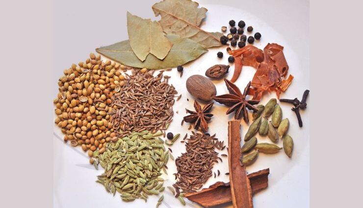 சூப்பர் சுவையில் மணம் மிகுந்த கரம் மசாலா பொடியை வீட்டிலேயே செய்வோம் வாங்க!!!