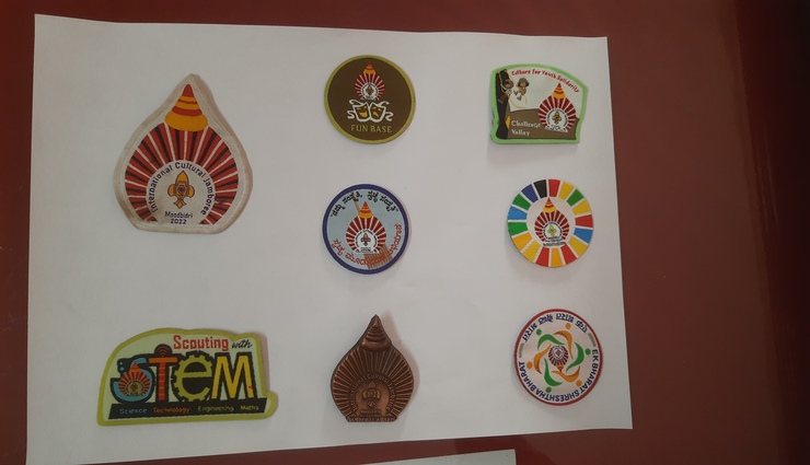 girl scouts,badge,karnataka,camp,pride ,சாரணிய மாணவிகள், பேட்ஜ், கர்நாடகா, முகாம், பெருமிதம்