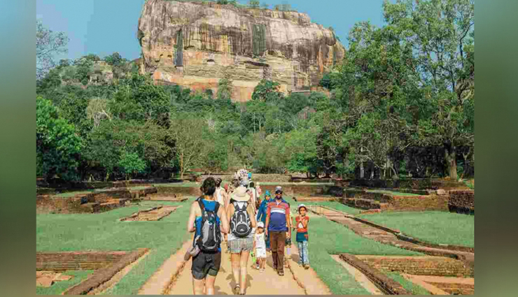 இலங்கைக்கு வருகை தரும் சுற்றுலாப்பயணிகள் பின்பற்ற வேண்டிய நெறிமுறைகள்