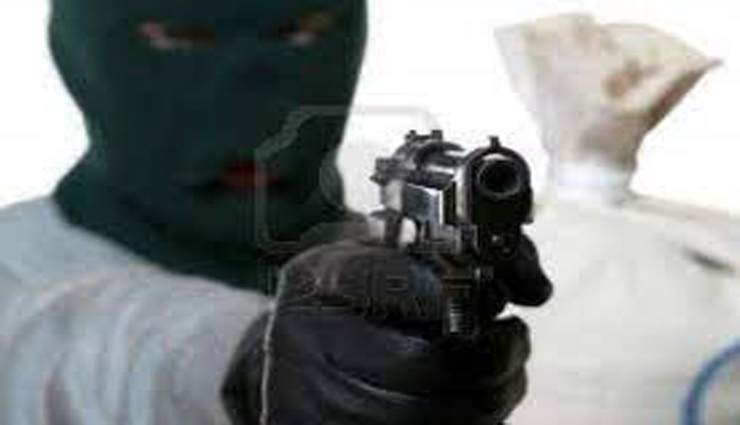 கனடாவில் செல்போன் கடையில் கொள்ளை... வாலிபர் சிக்கினார்