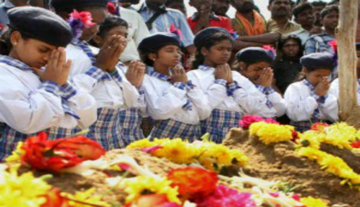 tsunami memorial,day,people,tribute,tamil nadu ,சுனாமி நினைவு, தினம், மக்கள், அஞ்சலி, தமிழகம்