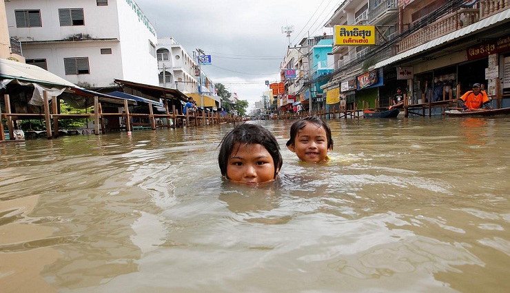 flood,rains,thailand,warnings ,கனமழை, தாய்லாந்து, திடீர் வெள்ள அபாய எச்சரிக்கை, மூழ்கியது 