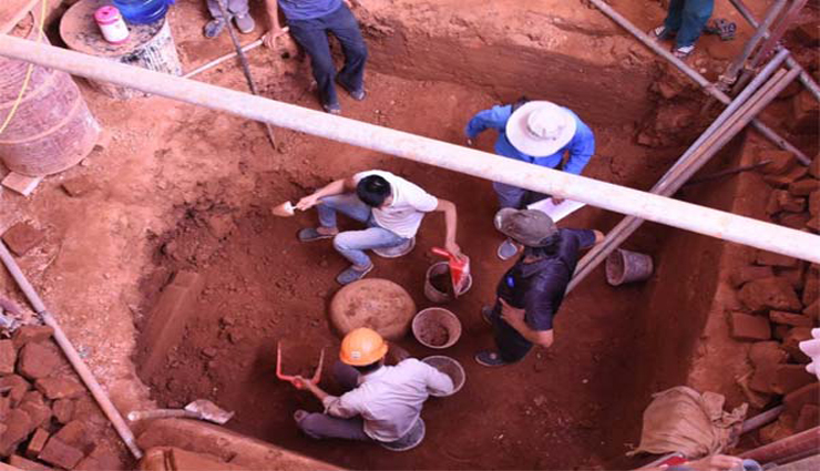 வியட்நாமில் 1100 ஆண்டுகள் பழமையான சிவலிங்கம் கண்டுபிடிப்பு