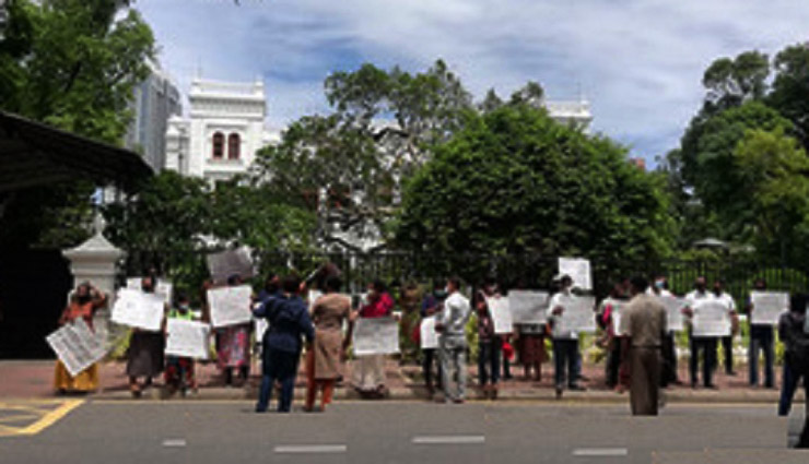 prime minister,demonstration,women,colombo ,பிரதமர், ஆர்ப்பாட்டம், பெண்கள், கொழும்பு
