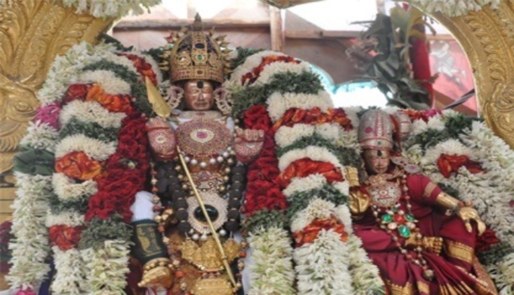 special pooja,manpani,pongal,worship,devotees ,சிறப்பு பூஜை, மண்பானை, பொங்கல், வழிபாடு, பக்தர்கள்