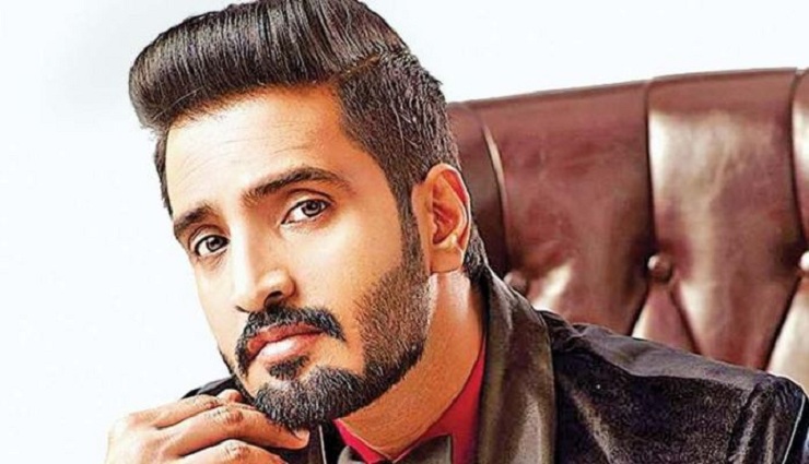 arya,boss-2,comedy,character,ready to act,santhanam ,ஆர்யா, பாஸ் -2 , நகைச்சுவை, கேரக்டர், நடிக்க தயார், சந்தானம்