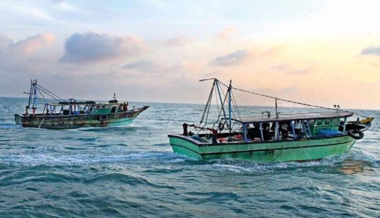 tamil nadu fishermen,11 arrested,nagai,crossed the border ,தமிழக மீனவர்கள், 11 பேர், கைது, நாகை, எல்லை தாண்டியதாக