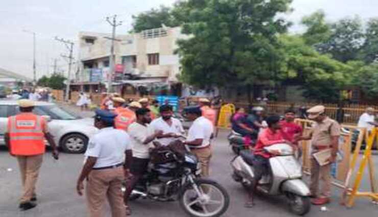 சுங்கான்கடை பகுதியில் போலீசார் திடீர் வாகன தணிக்கை