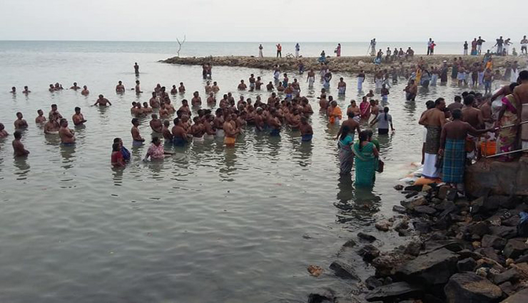 ஆடி அமாவாசை பிதிர் கடன்களை நிறைவு செய்ய கடலோரங்களில் செல்ல அனுமதி