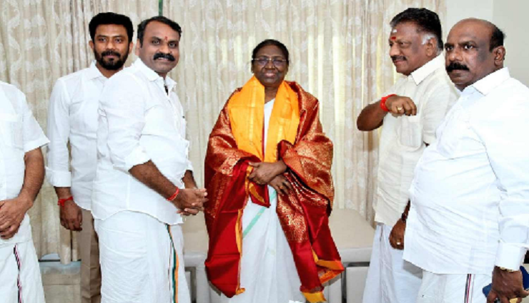 தனித்தனியே சந்தித்து ஆதரவு தெரிவித்த ஈ.பி.எஸ்., - ஓ.பி.எஸ்.